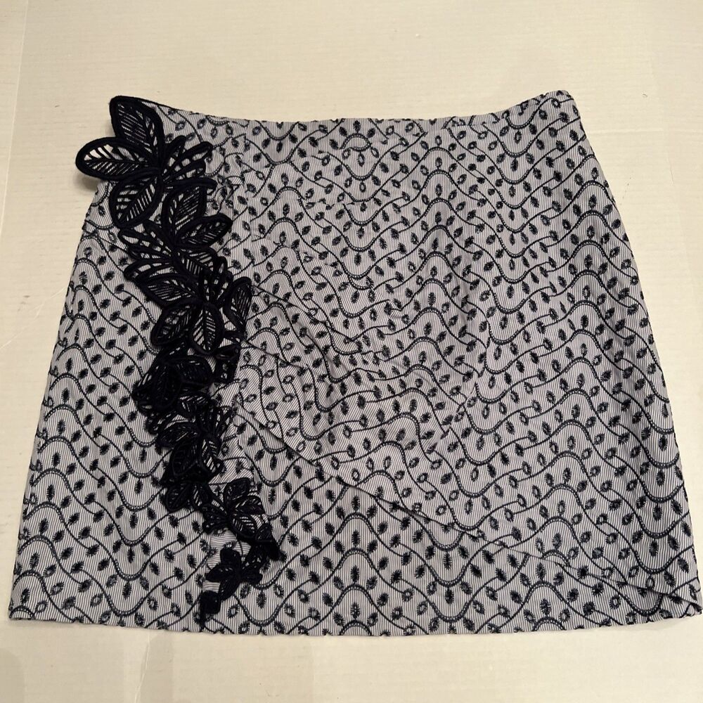 DEREK LAM 10 CROSBY Sz 12 Lanah Embroidered  Rushed Lace  Skirt Blue $350 EUC
